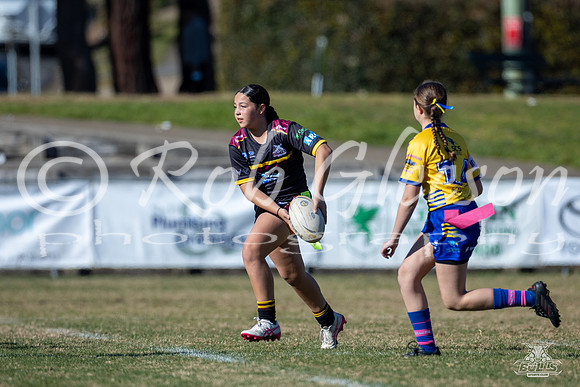 TU14(2) R10 v WH Hawks_44