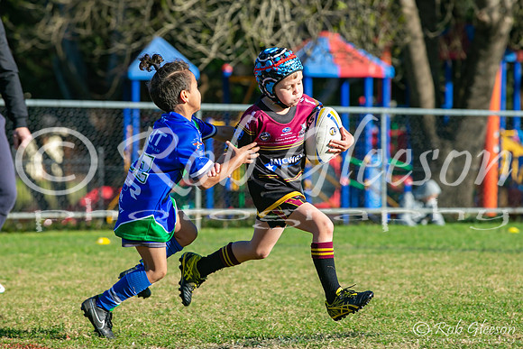 U7(1) R8 - Vs Titans_005