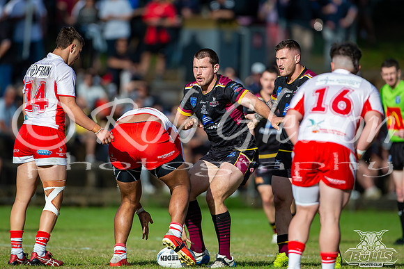 SS R8 - Bulls v RE Hawks_084