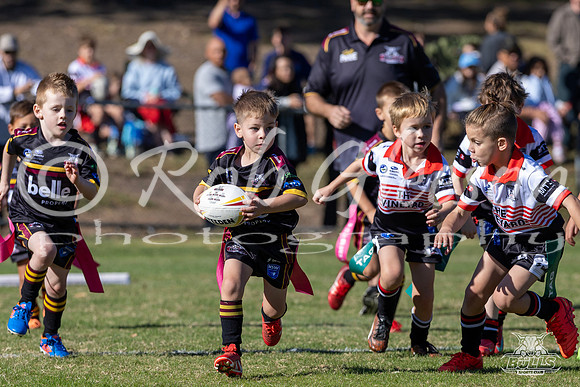 U6(1) R2 - v Kellyville-19