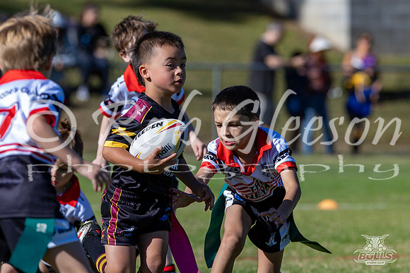 U6(1) R2 - v Kellyville-22