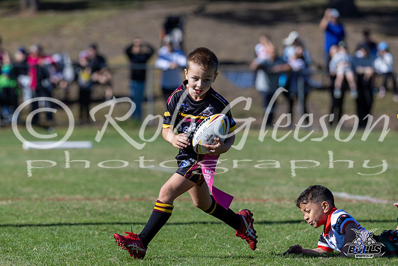 U6(1) R2 - v Kellyville-23