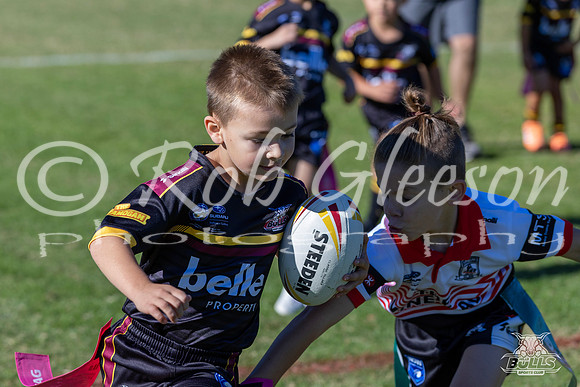 U6(1) R2 - v Kellyville-7