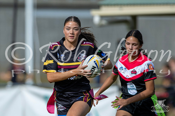 TU16(2) R3 v Austral-21