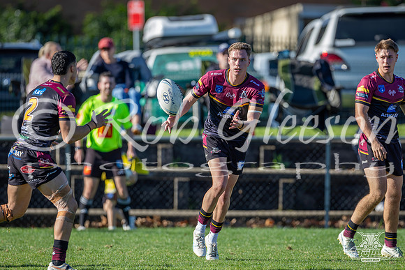 SS R10 - Hills v Saints-4