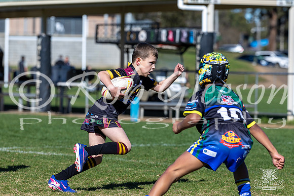 U7(3) R11 v Titans-5