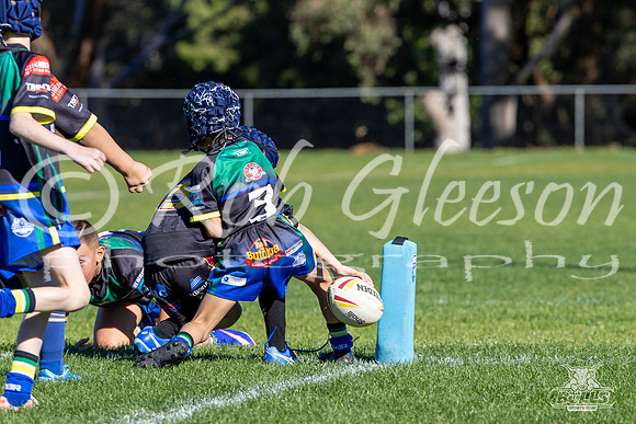 U7(3) R11 v Titans-14