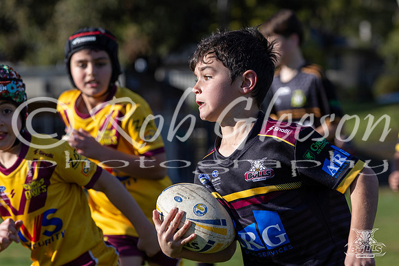 U8(1) R12 v Guildford-11