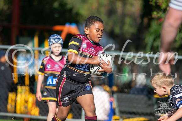 U7(1) R7 - Vs Wenty(1)_012