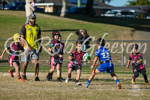 U6(1) R7 - Vs Parra Titans_010