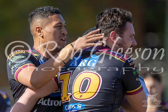 SS - R9 - Hills v Brothers_026