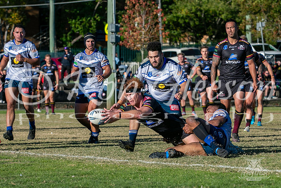 RMC - R9 - Hills v Brothers_017