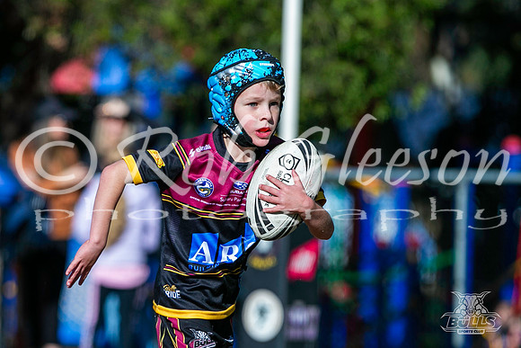 U7(1) R7 - Vs Wenty(1)_009