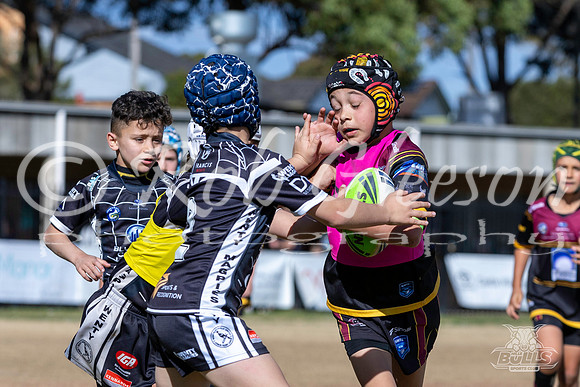 U9(1) R12 - Vs Wenty_008
