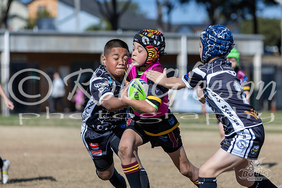 U9(1) R12 - Vs Wenty_004
