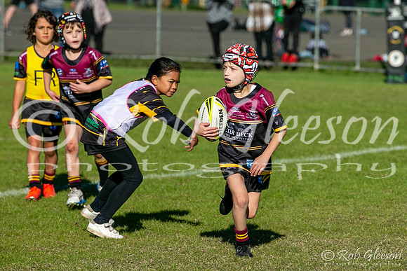 U8(2) R6 - Vs Mounties_010