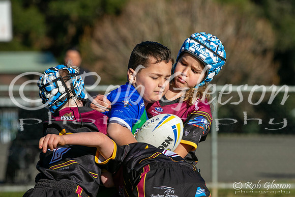 U7(1) R8 - Vs Titans_011