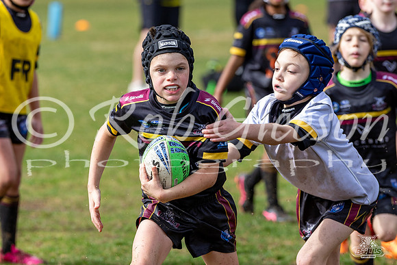 U8(2) R15 v U8(1)_40