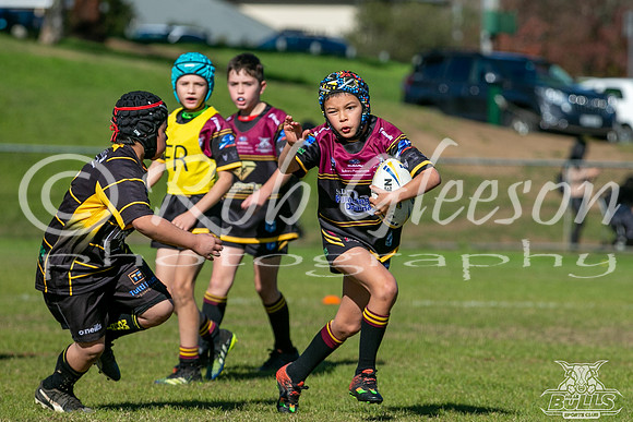 U9(1) R6 - Vs Mounties_004
