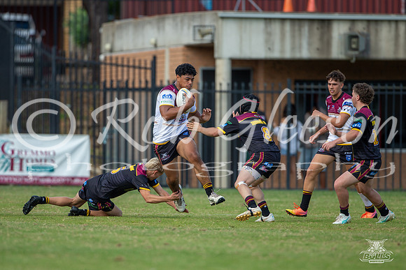 U19(1) R2 v Hills(2)_54