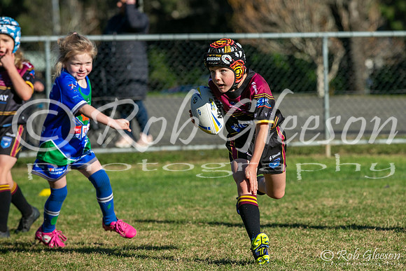 U7(1) R8 - Vs Titans_009