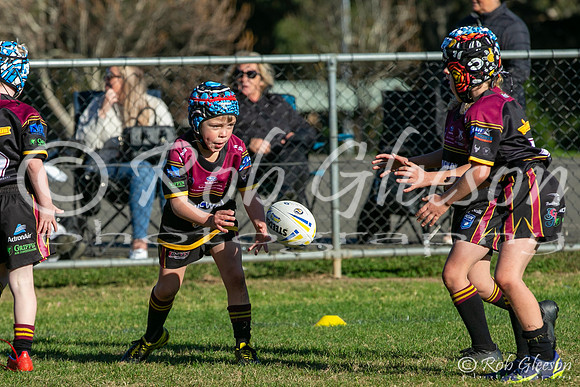 U7(1) R8 - Vs Titans_008